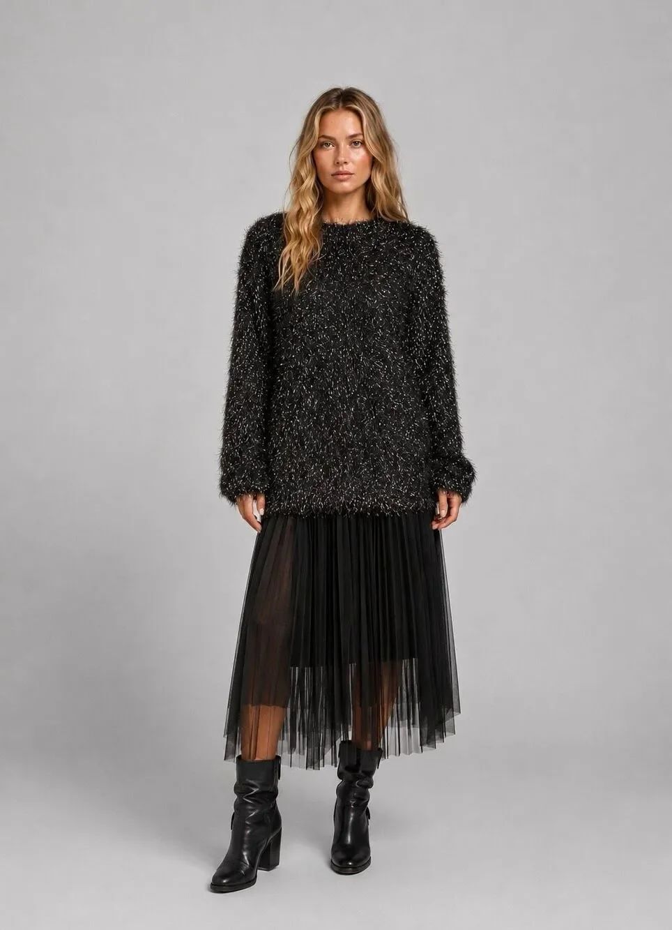 NWT HUGO Boss Black Metallic Tinsel Eyelash Knit Sweater Sparkly Shaggy Pullover